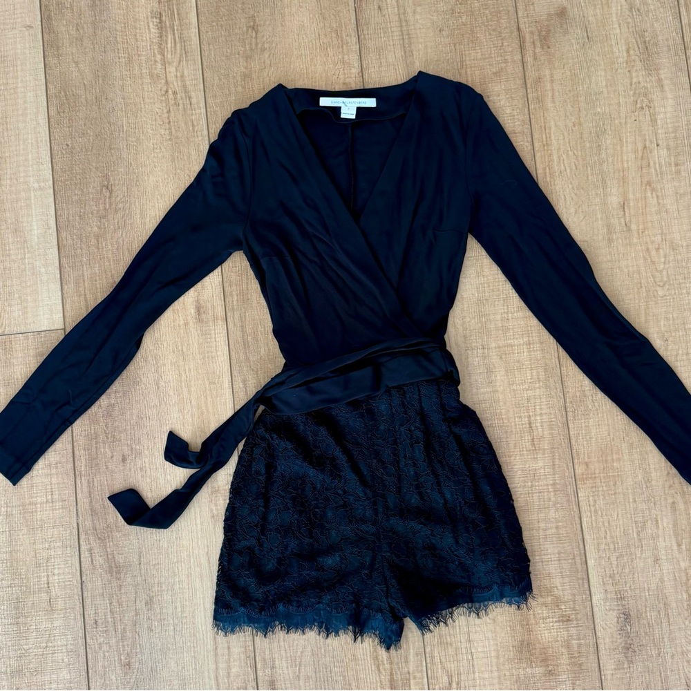 Diane Von Furstenberg Tillie Lace Romper Wrap Long Sleeve Size 2 DVF - Picture 6 of 13
